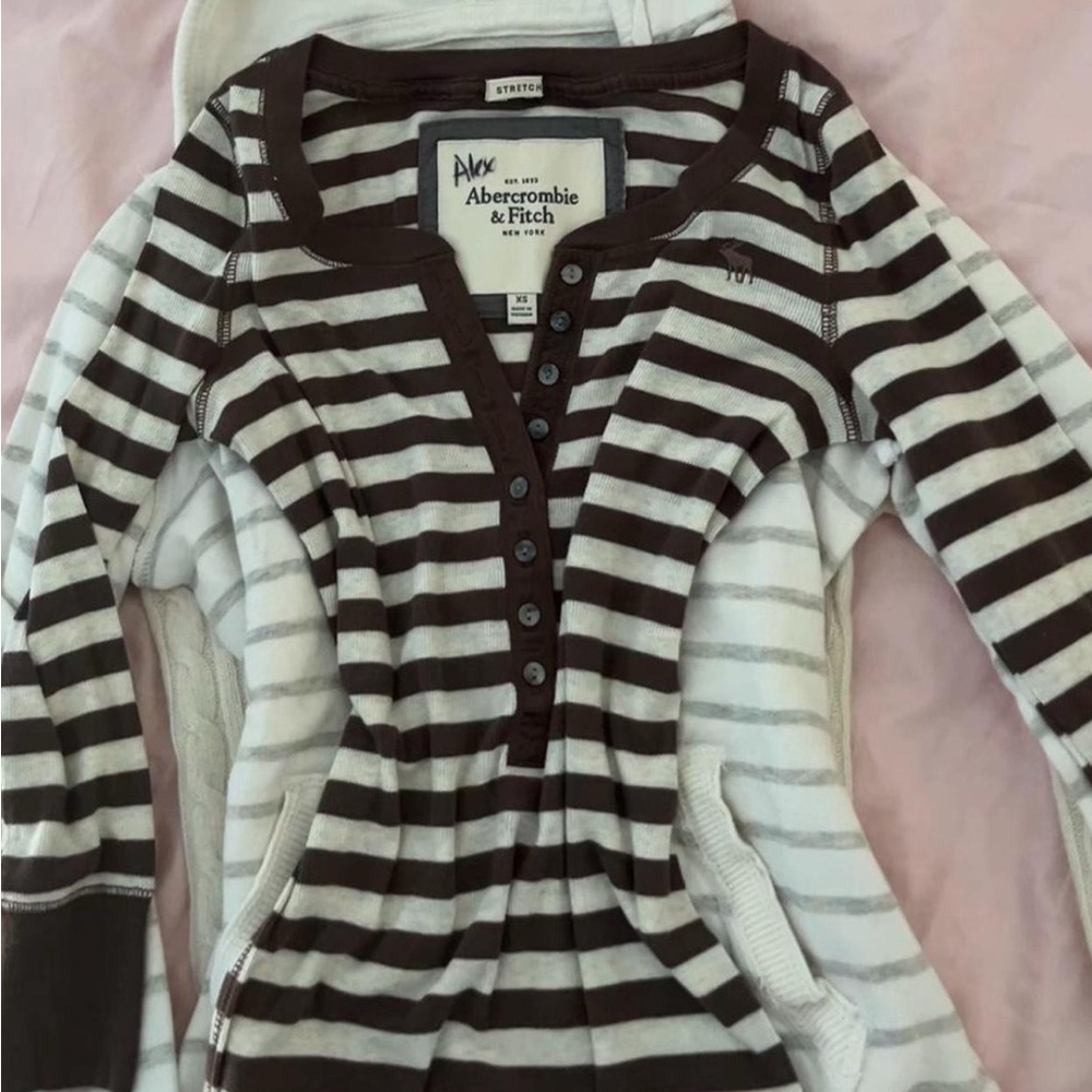 Bella Swan Vintage Abercrombie & Fitch Chocolate Striped Long Sleeve 🦢